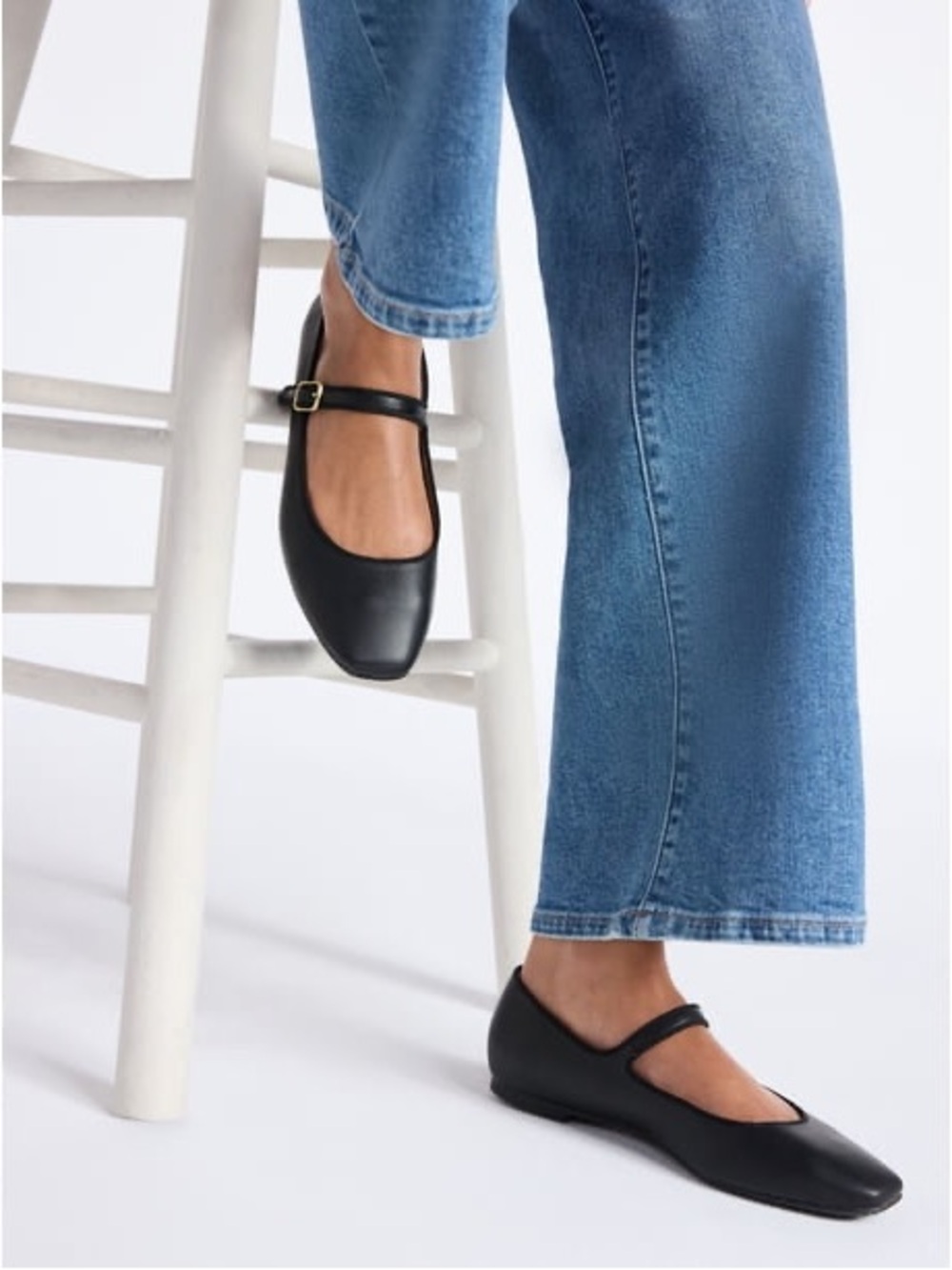 NEW Classic Black Mary Jane Flat with Buckle Strap